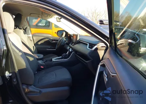 2021 Toyota Rav4 Xle from USA, damaged, VIN 2T3W1RFV3MC088429